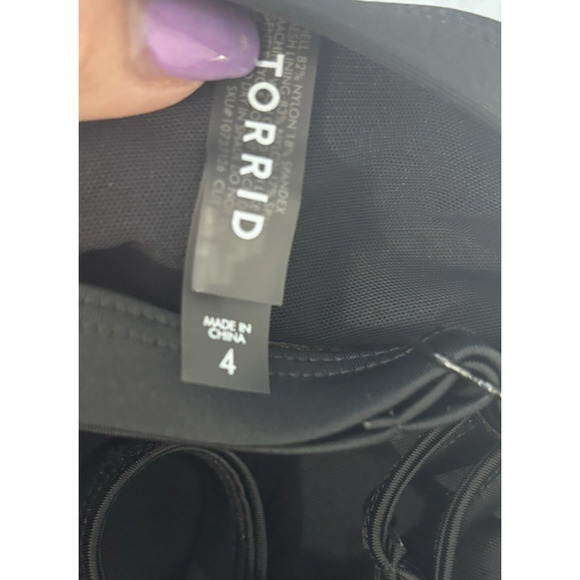 Torrid One Piece Swimsuit Black Ruched Lattice Front Adjustable‎ Straps Sz 4 - Picture 8 of 8